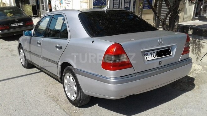 Mercedes C 220 1994, 270,000 km - 2.2 l - Bakı
