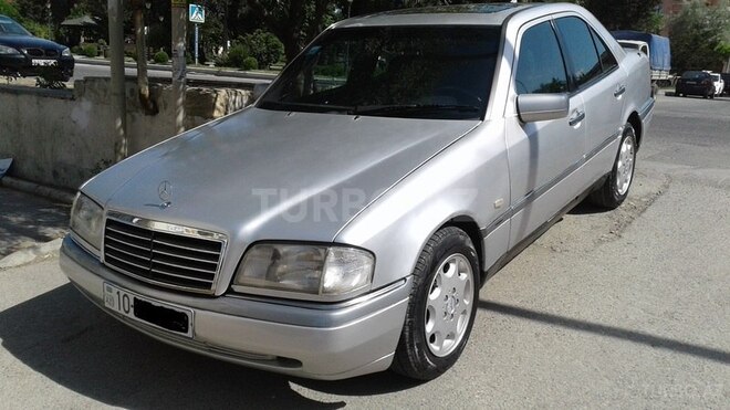 Mercedes C 220 1994, 270,000 km - 2.2 l - Bakı