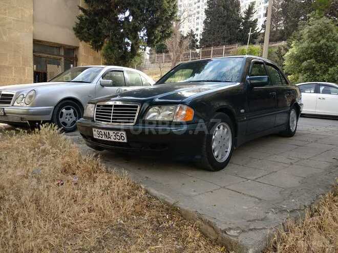 Mercedes C 220 1998, 273,000 km - 2.2 l - Bakı