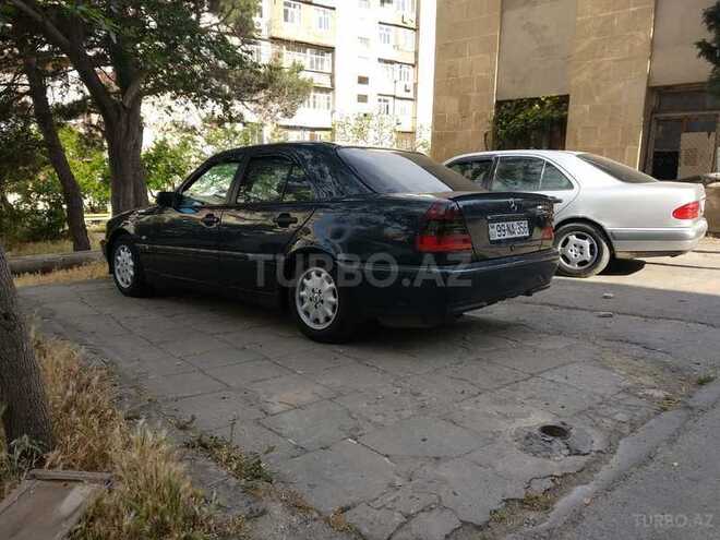 Mercedes C 220 1998, 273,000 km - 2.2 l - Bakı