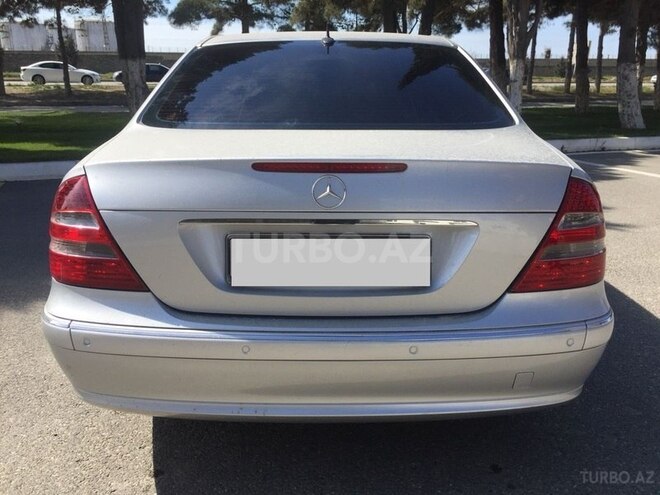 Mercedes E 240 2002, 246,000 km - 2.6 l - Bakı