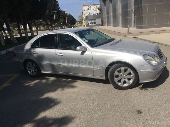 Mercedes E 240 2002, 246,000 km - 2.6 l - Bakı