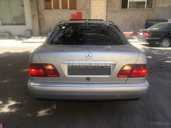 Mercedes E 200 1997, 275,000 km - 2.0 л - Bakı