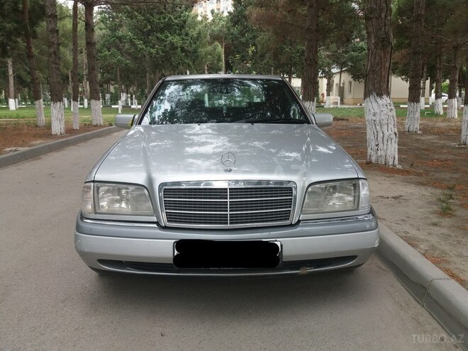 Mercedes C 220 1994, 275,000 km - 2.2 l - Sumqayıt