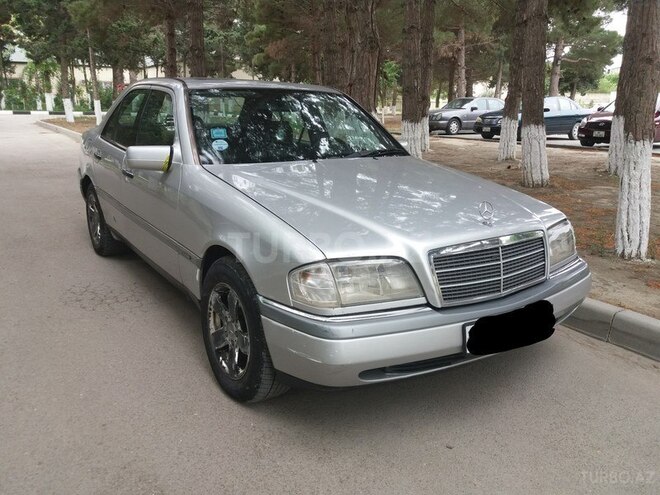 Mercedes C 220 1994, 275,000 km - 2.2 l - Sumqayıt