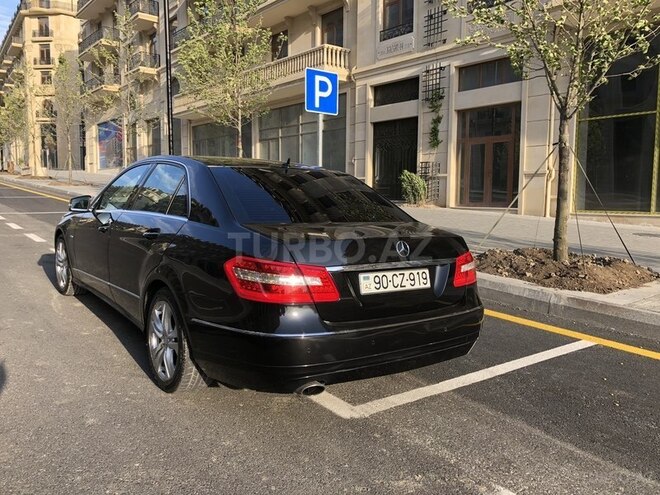 Mercedes E 250 2009, 226,000 km - 1.8 l - Bakı