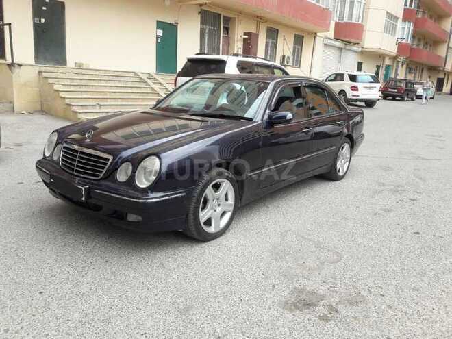 Mercedes E 220 2000, 294,000 km - 2.2 l - Bakı