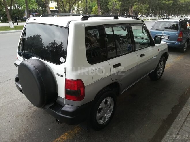 Mitsubishi Pajero io 1998, 190,000 km - 1.8 l - Sumqayıt