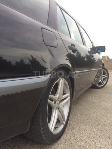 Mercedes C 200 1998, 200,000 km - 2.0 l - Bakı