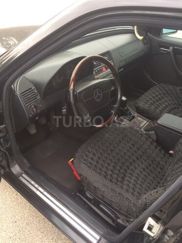 Mercedes C 200 1998, 200,000 km - 2.0 l - Bakı