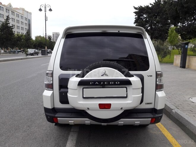 Mitsubishi Pajero 2007, 174,000 km - 3.0 л - Bakı