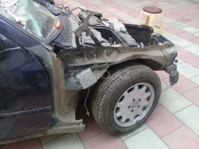 Mercedes C 180 1998, 15,500 km - 1.8 l - Biləsuvar