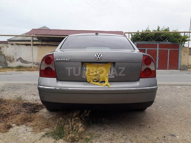 Volkswagen Passat 2003, 32 km - 1.8 l - Bakı