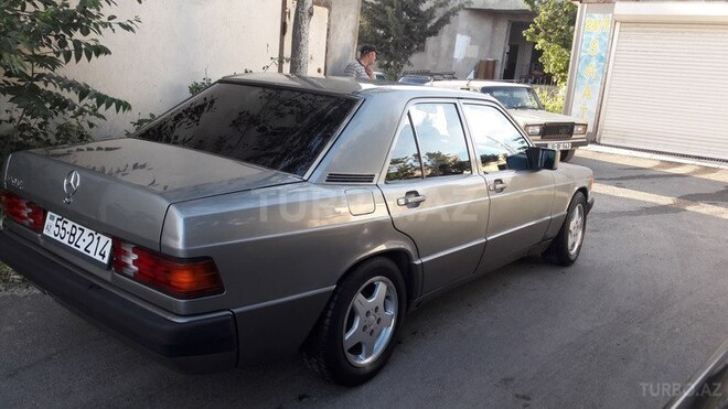 Mercedes 190 1989, 260,630 km - 2.0 л - Bakı