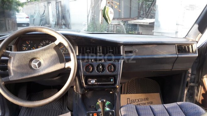 Mercedes 190 1989, 260,630 km - 2.0 л - Bakı