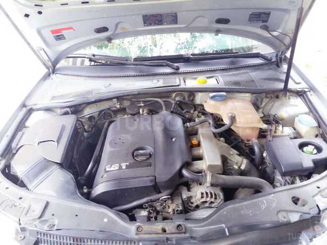 Volkswagen Passat 2002, 250 km - 1.8 l - Bakı