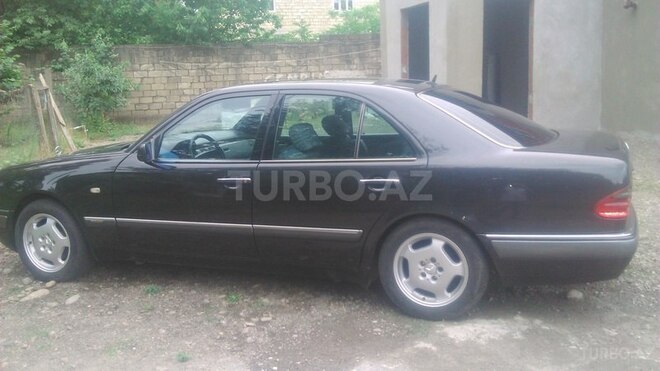 Mercedes E 230 1997, 290,000 km - 2.3 л - Lənkəran