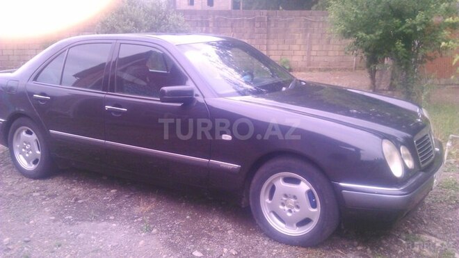 Mercedes E 230 1997, 290,000 km - 2.3 л - Lənkəran