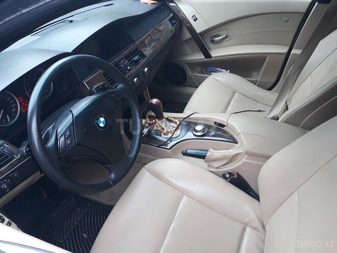 BMW 525 2005, 280,000 km - 2.5 л - Bakı
