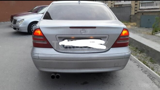 Mercedes C 200 2000, 266,000 km - 0.2 l - Bakı