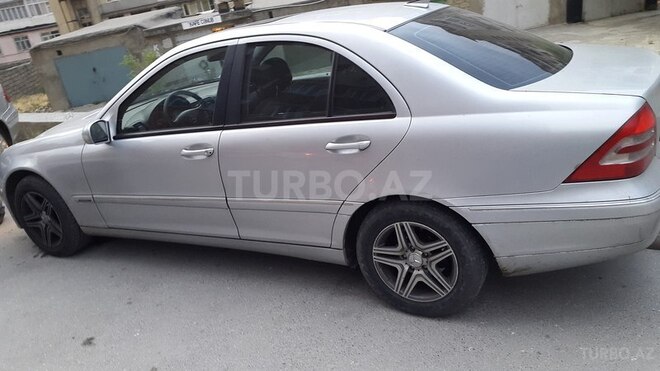 Mercedes C 200 2000, 266,000 km - 0.2 l - Bakı