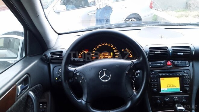 Mercedes C 200 2000, 266,000 km - 0.2 l - Bakı