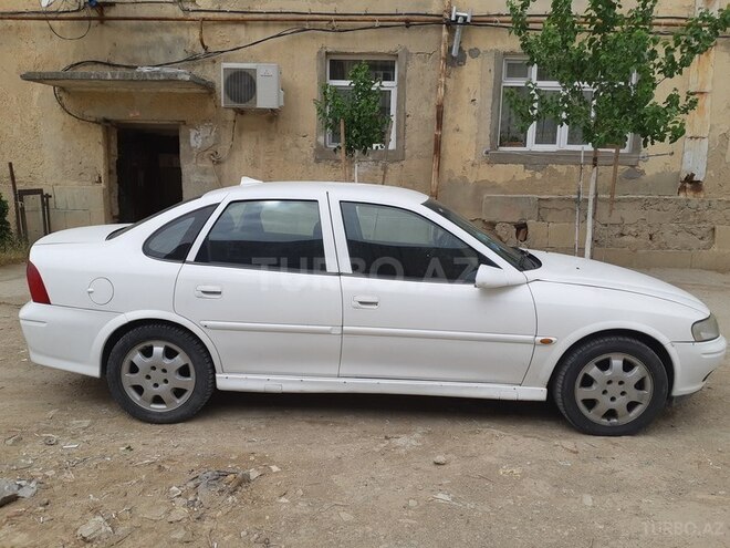 Opel Vectra 2000, 232,000 km - 2.0 l - Bakı