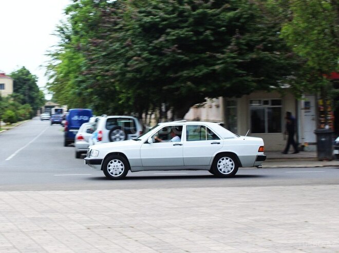 Mercedes 190 1992, 355,123 km - 2.0 l - Lənkəran