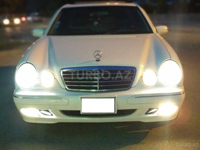 Mercedes E 240 2001, 198,000 km - 2.6 l - Bakı