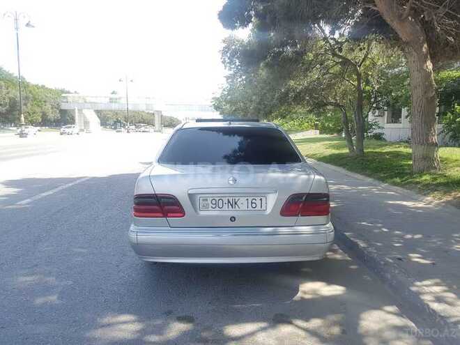 Mercedes E 320 2000, 390,000 km - 3.2 л - Bakı
