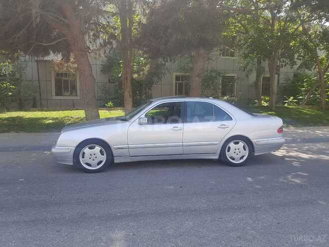 Mercedes E 320 2000, 390,000 km - 3.2 л - Bakı