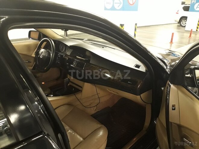 BMW 530 2004, 270,000 km - 3.0 l - Bakı