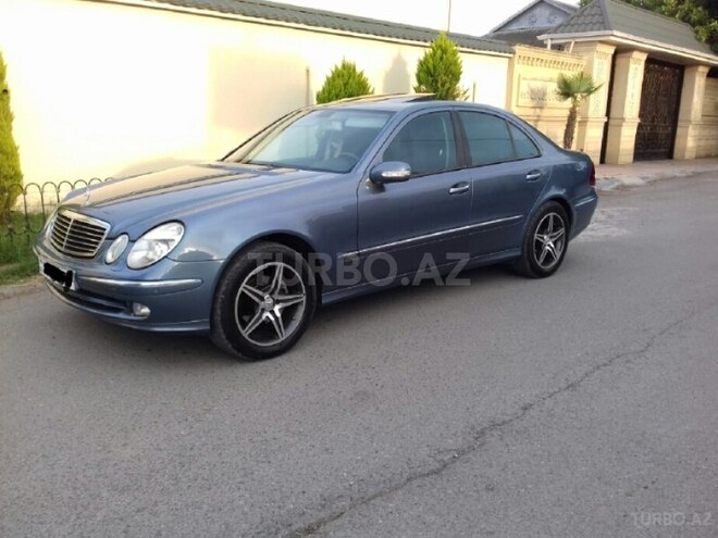 Mercedes E 220 2002, 280,000 km - 2.2 l - Yevlax