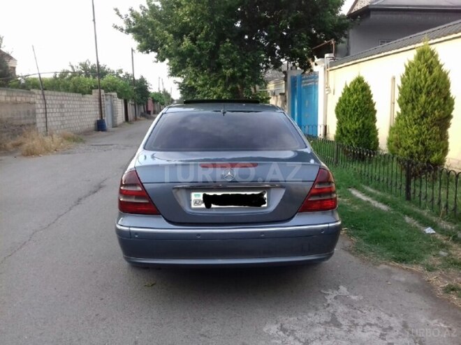Mercedes E 220 2002, 280,000 km - 2.2 l - Yevlax
