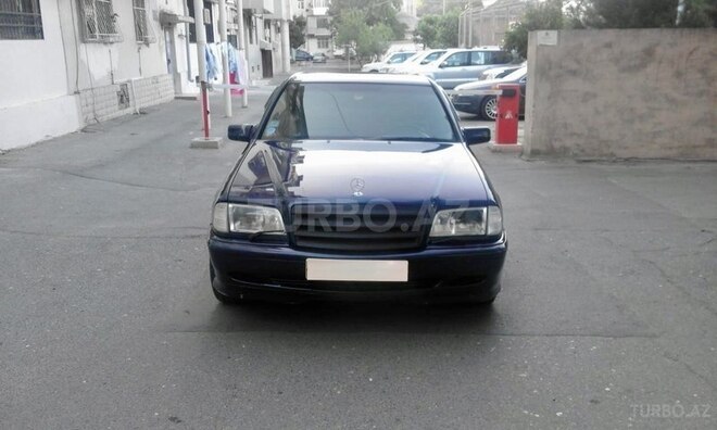 Mercedes C 180 1999, 327,000 km - 1.8 л - Bakı