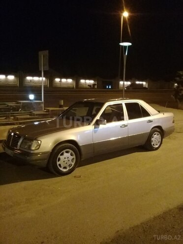 Mercedes E 200 1994, 440,000 km - 0.2 l - Bakı