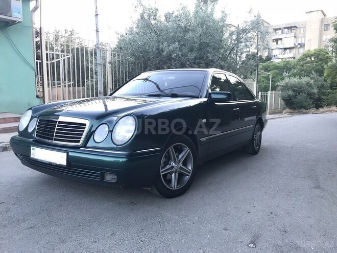 Mercedes E 230 1998, 261,577 km - 2.3 l - Bakı