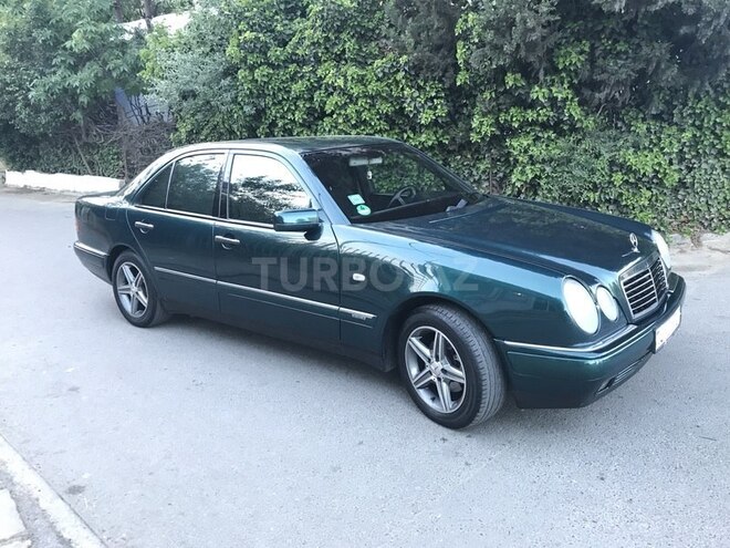 Mercedes E 230 1998, 261,577 km - 2.3 l - Bakı