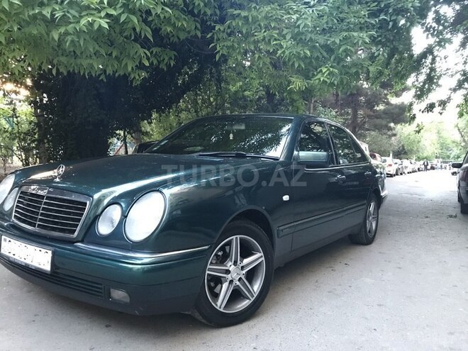 Mercedes E 230 1998, 261,577 km - 2.3 l - Bakı