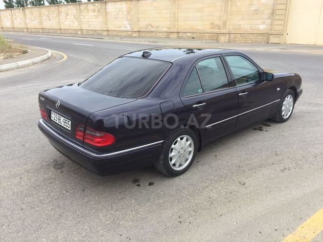 Mercedes E 240 1997, 283,000 km - 2.4 l - Bakı