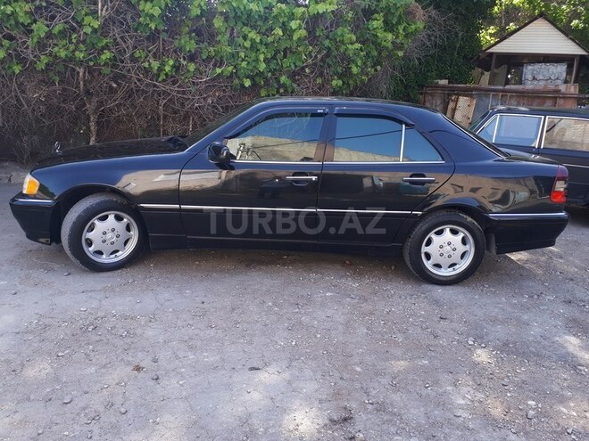 Mercedes C 230 1998, 160,000 km - 2.3 l - Sumqayıt
