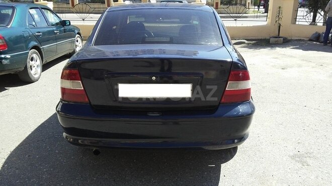 Opel Vectra 1999, 4,000,000 km - 1.7 l - Qusar