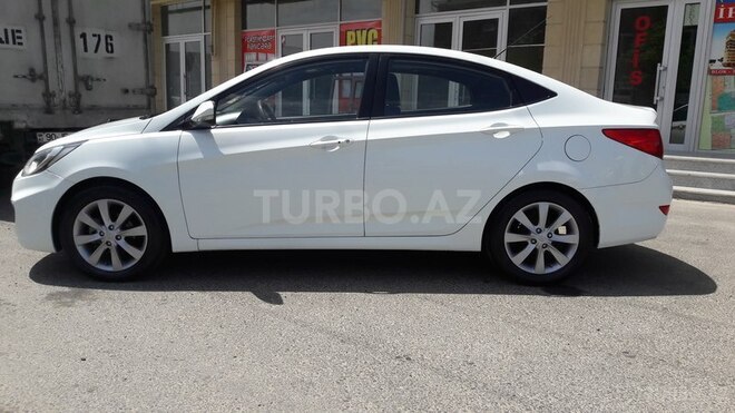 Hyundai Accent 2012, 114,420 km - 1.6 л - Bakı