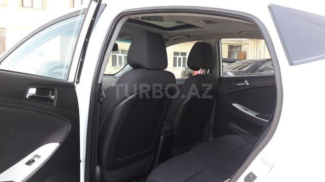 Hyundai Accent 2012, 114,420 km - 1.6 л - Bakı