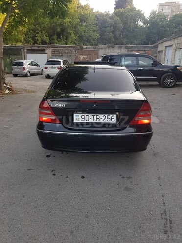 Mercedes C 240 2000, 258,000 km - 2.6 л - Bakı