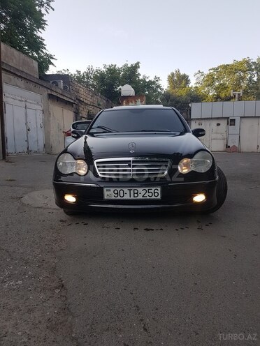 Mercedes C 240 2000, 258,000 km - 2.6 л - Bakı