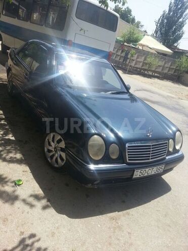Mercedes E 320 1997, 331,329 km - 3.2 l - Bakı