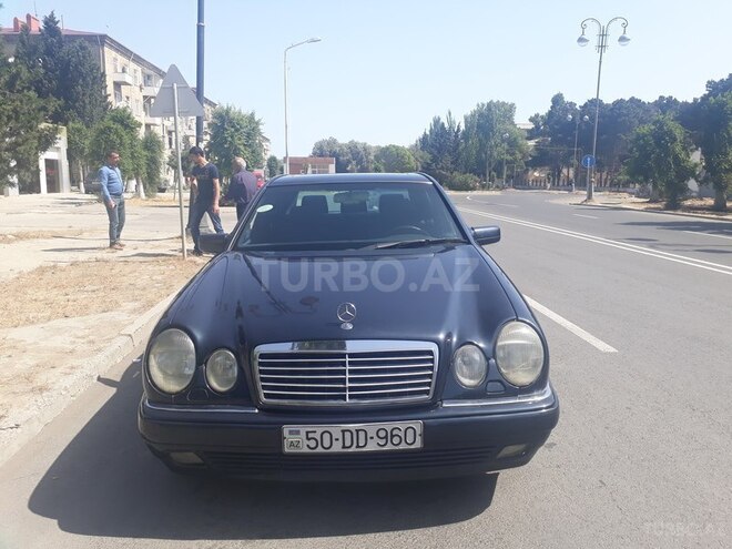 Mercedes E 230 1996, 234,561 km - 2.3 л - Sumqayıt