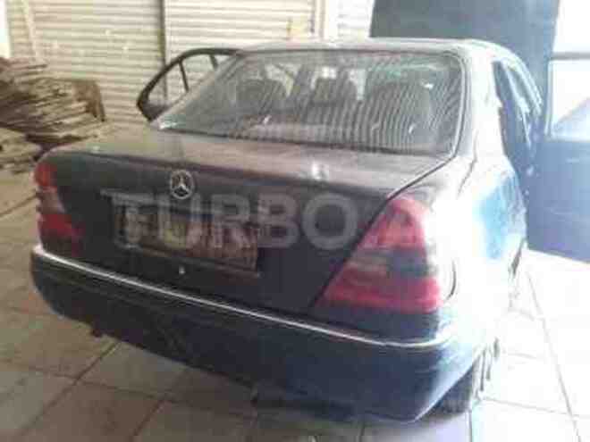 Mercedes C 180 1996, 257,000 km - 1.8 l - Bakı
