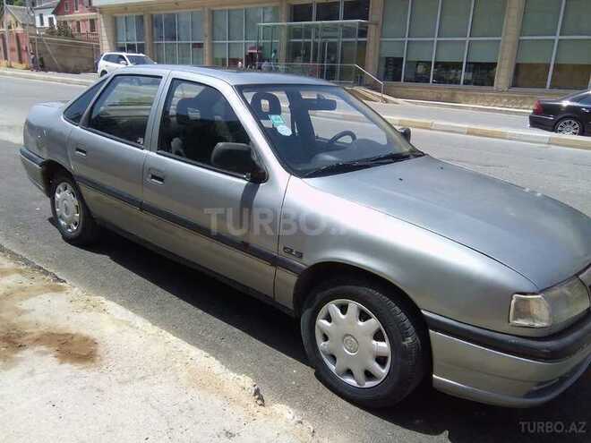 Opel Vectra 1993, 253,600 km - 1.6 l - Bakı